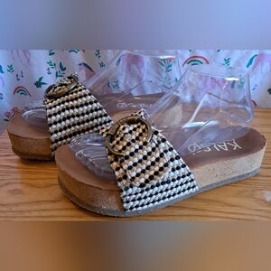 EUC Kalso Sway Navy & Beige Neutral Boho Platform Chunky Casual Sandal Shoe SZ 6